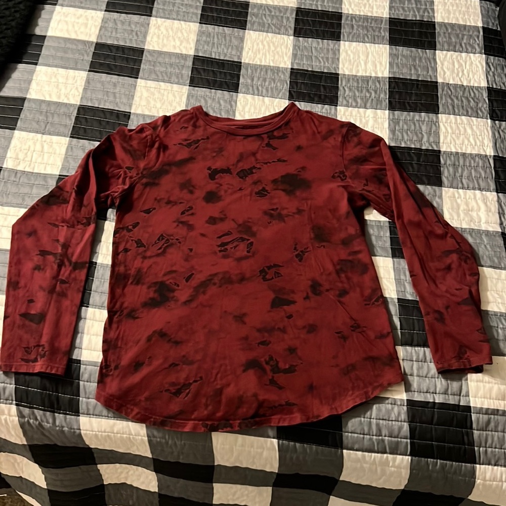 XS burgundy long sleeve shirt